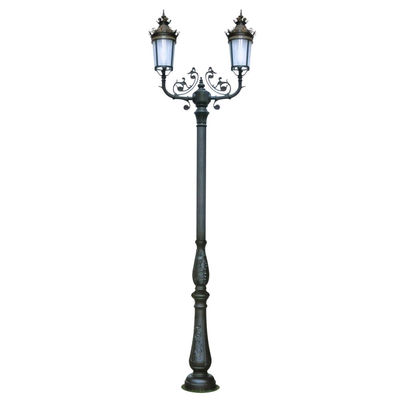 Victorian Style Cast Iron Street Light Pole / Dual Arm Antique Street Light Pole
