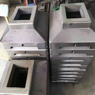 Base en fer gris avec couleur personnalisée et dimensions personnalisées pour les garde-corps de garage de stationnement